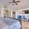 Boat Dock and Pool Lakefront Glendale Getaway!