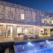 Chloe Luxury Villa