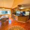 F6 Townhome with golf course and mountain views in Bretton Woods next to Mt Washington HotelF6