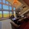 M1 Luxury home a short walk from the Mount Washington Hotel AC heated floor stunning views