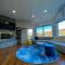 E7 Sunny Bretton Woods private home next to the slopes of Bretton Woods Hot Tub, Wifi