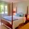 G2 Sunny and homey Fairway Village Townhome right on the Omni Mount Washington Hotel golf course