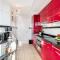 Puerto Marina, Frontline apartment in Benalmadena, Malaga