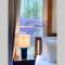 Cozy Cottage with Jacuzzi and Fire Pit and Reading Nook! - Livingston Manor