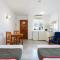 Apartamentos Pepe Mesa