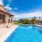 Villa La Isla with Private Pool - Mouzákion