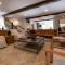 The Blowing Rock Manor