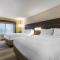 Holiday Inn Express and Suites Chicago West - St Charles, an IHG Hotel