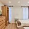 14 Luxury Flat Eiffel Design 1