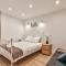 14 Luxury Flat Eiffel Design 1
