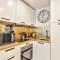 14 Luxury Flat Eiffel Design 1