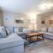 Harrys - 2 Bedroom Holiday Home - Tenby