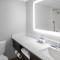 Holiday Inn Express & Suites Asheville SW - Outlet Ctr Area by IHG