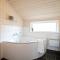 Resort 2 Beach House B 50