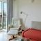 Hunters Wharf River View by Select SA