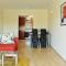 Hunters Wharf River View by Select SA