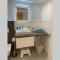 Modern renovated apartment suited for business consultants - in close distance to DT, DHL and UN campus - reserved parking - Bonn