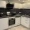 Modern renovated apartment suited for business consultants - in close distance to DT, DHL and UN campus - reserved parking - Bonn
