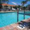 Serenity at Seascape: Steps to the beach & Shops