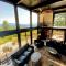 RL Breathtaking views and grand unique style private mountain retreat 4WD recommended - Whitefield