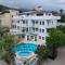 Castello Hotel & Aparts
