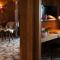 Alexander Charme Hotel