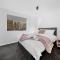 2 Bed 2 Bathroom Brand New Paradise 8 mins to CBD