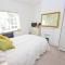Sparrow Cottage - Westbourne