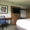 Holiday Inn Express - Toledo West - Napoleon by IHG