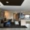 Holiday Inn Express - Toledo West - Napoleon by IHG