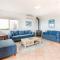 Canal Rocks Beachfront Apartments