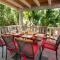 Nice house with pool-Splitska - Splitska