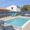 Awesome Home In Beaulieu With Outdoor Swimming Pool - Beaulieu