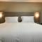 De Regency Style Hotel