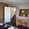 Moonraker Motor Inn