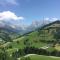 Appartement mit Balkon und Hallenbad