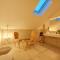 Historic Guesthouse BIRCHER B&B Apartments near Sterzing