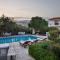 Meleni Cottage Houses
