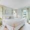 Bayside Resort --- 36330 Day LIly