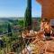 Magical Villa Gioiella 6 Bedroom Holiday Home on the Umbria Tuscany Border