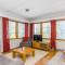 Holiday Home Karhunvartijan pirtti b2 by Interhome