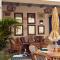 Cristine Bedfor Mahon Boutique Hotel