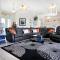 Villa Dolphin - Cape Coral