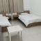 Cozy Rooms and Small Partitions for Men guests in Dubai - دبي