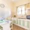 Aloe Seaview Apartments with private Hot Tub by Konnect