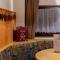 Four Seasons Lodge