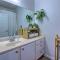 Ocean View Condo Btwn Rosemary and Alys Beach!