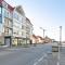 Modern appartement met doorkijk op de duinen