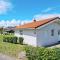 6 person holiday home in GROEMITZ