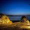 Seanfinity Beachfront Suites - Mikri Vigla